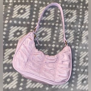 Light pink ruched shoulder bag